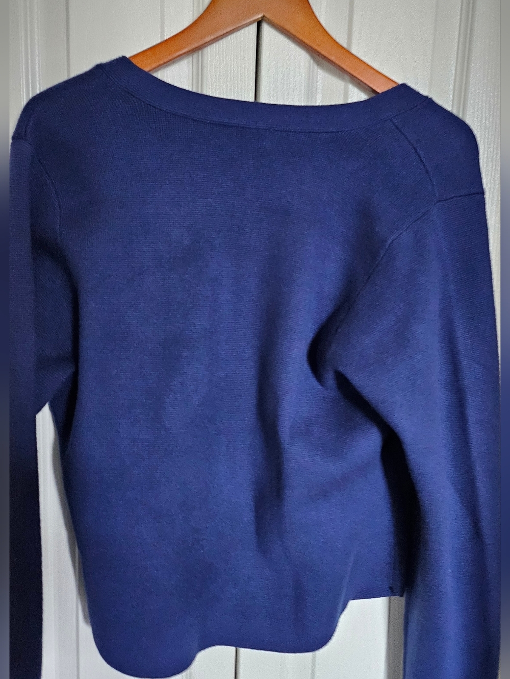 Abercrombie & Fitch Women L Blue Cardigan V Neck Button Knit Sweater NWT - Picture 11 of 13
